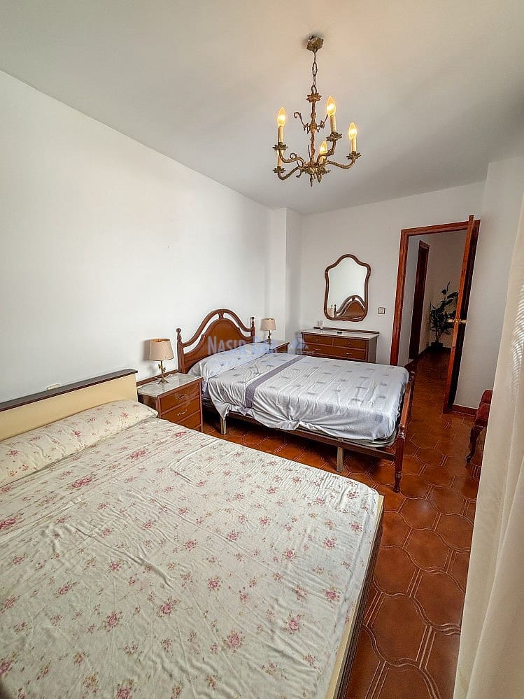 3 soveværelse Lejlighed til salg i Nerja - € 290.000 (Ref: 9086133)