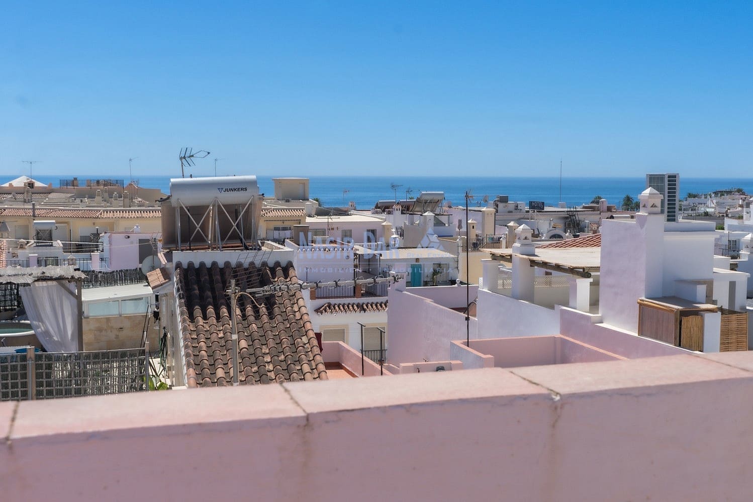 3 soveværelse Lejlighed til salg i Nerja - € 290.000 (Ref: 9086133)