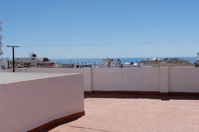 3 bedroom Apartment for sale in Centro, Nerja - € 290,000 (Ref: 9086133)