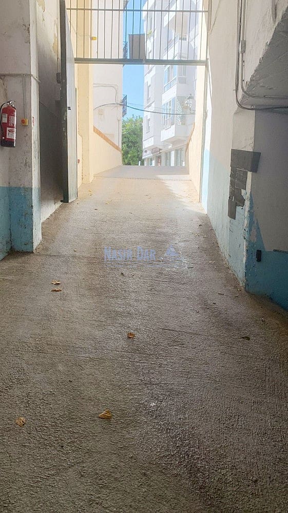 Garasje til salgs i Nerja - € 53 000 (Ref: 9141898)