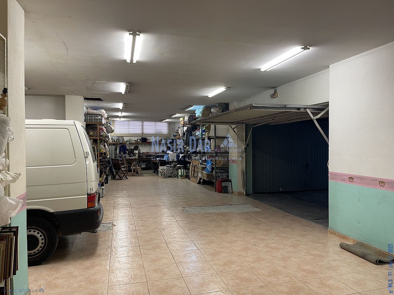 Garage til salg i Nerja - € 190.000 (Ref: 9298977)