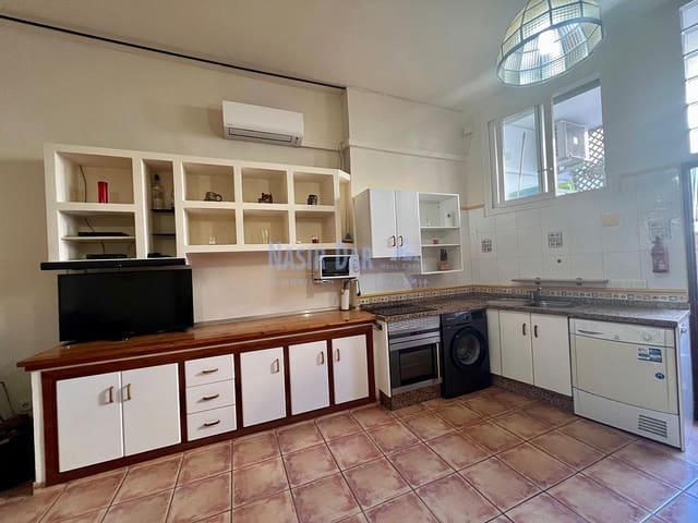 2 soveværelse Lejlighed til salg i Centro, Nerja - € 210.000 (Ref: 9328542)