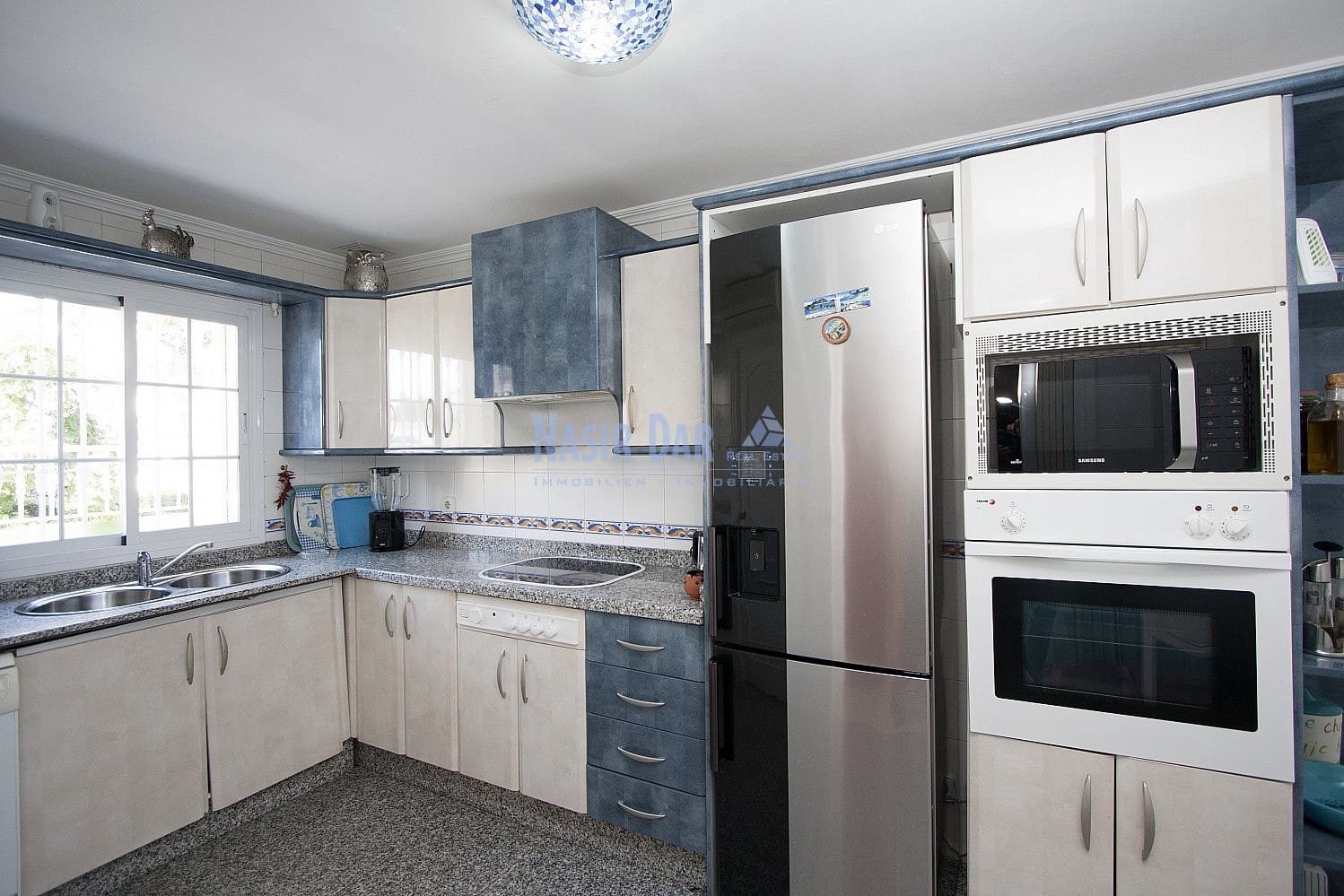 3 camera da letto Villetta a Schiera in vendita in Nerja con piscina - 498.000 € (Rif: 9335605)