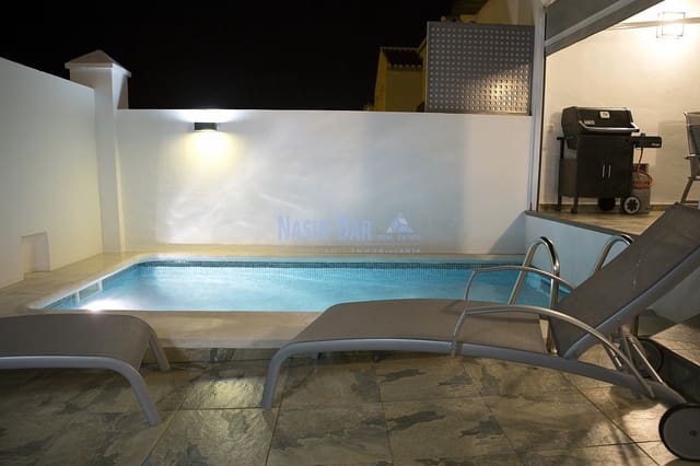 3 chambre Villa/Maison Mitoyenne à vendre à Centro, Nerja avec piscine - 498 000 € (Ref: 9335605)