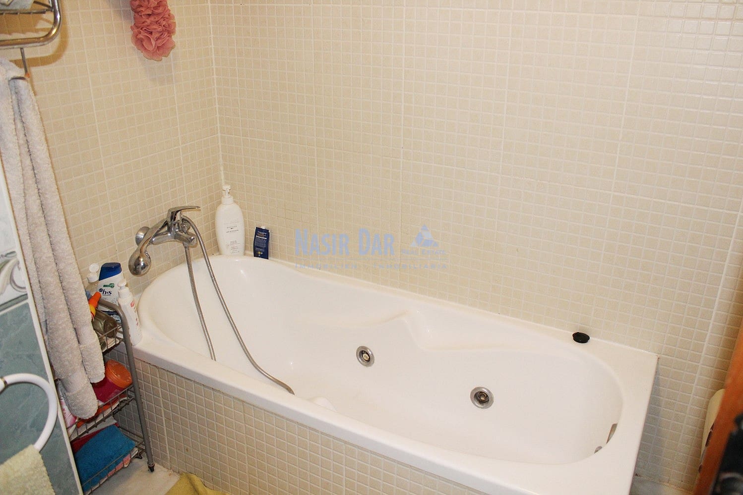 4 sypialnia Willa na sprzedaż w Nerja z basenem garażem - 650 000 € (Ref: 9343608)