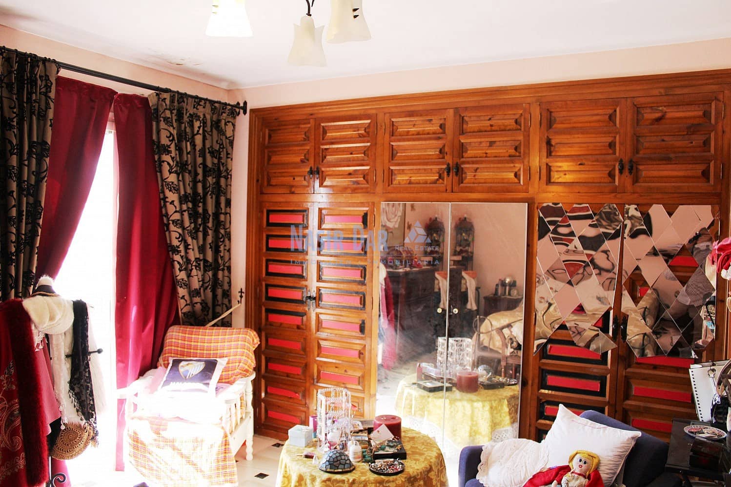 4 sypialnia Willa na sprzedaż w Nerja z basenem garażem - 650 000 € (Ref: 9343608)