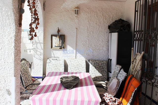 4 sovrum Villa till salu i Centro, Nerja med pool garage - 650 000 € (Ref: 9343608)