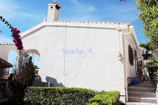 4 sovrum Villa till salu i Centro, Nerja med pool garage - 650 000 € (Ref: 9343608)