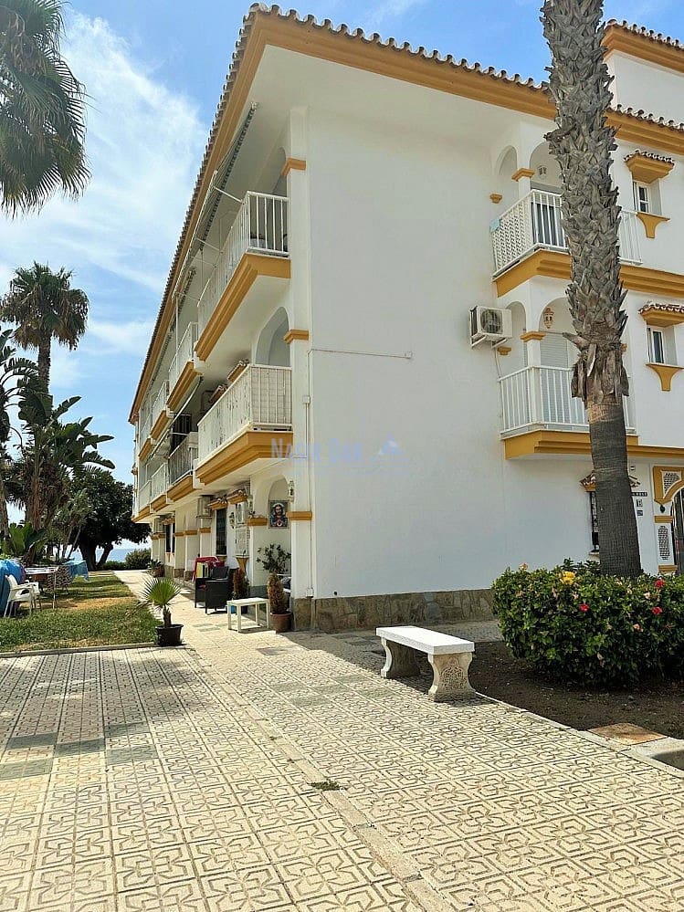 2 bedroom Apartment for sale in El Penoncillo - € 340,000 (Ref: 9363419)