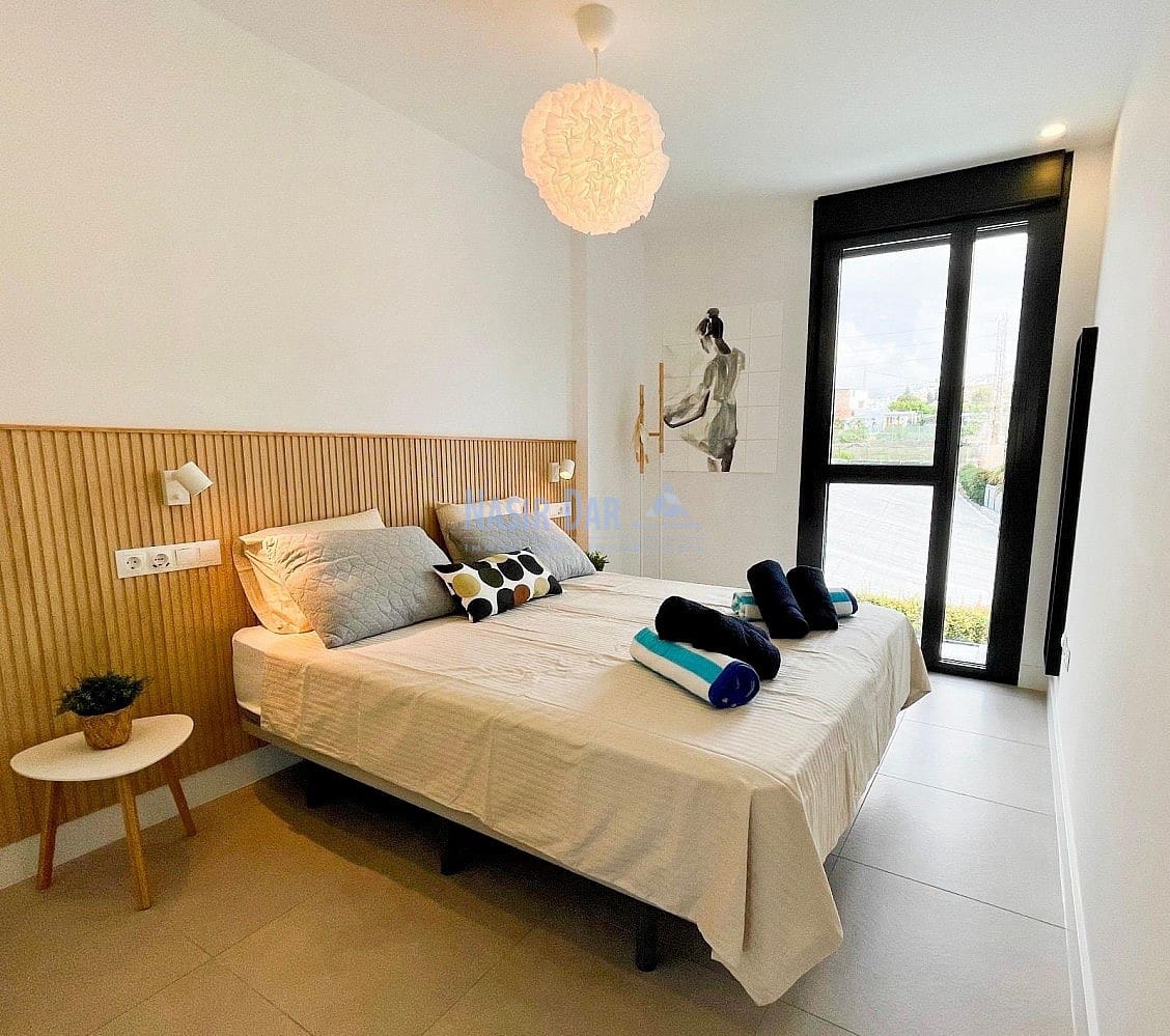 2 bedroom Apartment for sale in El Penoncillo with pool garage - € 399,000 (Ref: 9372145)