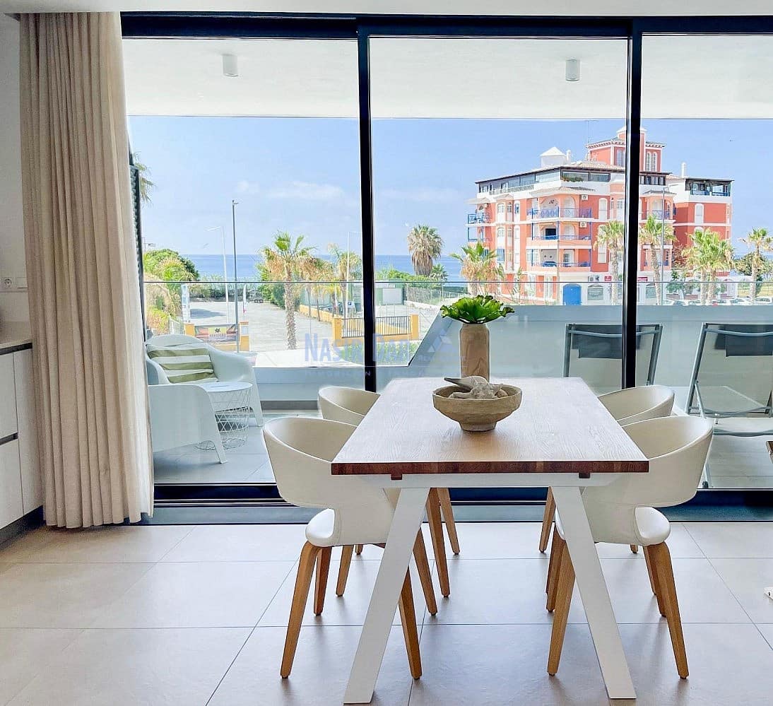 2 bedroom Apartment for sale in El Penoncillo with pool garage - € 399,000 (Ref: 9372145)