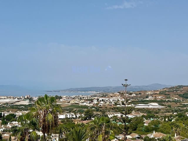 2 soveværelse Lejlighed til salg i Torrox Park, Torrox med swimmingpool - € 215.000 (Ref: 9372268)