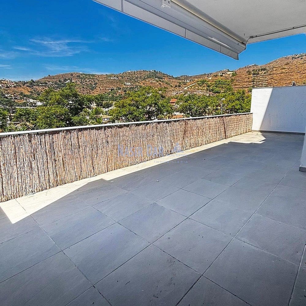 2 soverom Leilighet til salgs i Almunecar med svømmebasseng garasje - € 345 000 (Ref: 9420480)