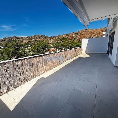 2 soveværelse Lejlighed til salg i Almuñécar med swimmingpool garage - € 345.000 (Ref: 9420480)