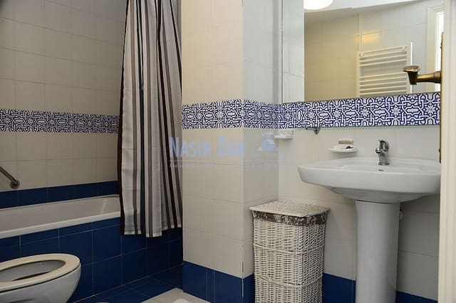 2 soveværelse Lejlighed til salg i Centro, Nerja med swimmingpool - € 439.000 (Ref: 9434712)