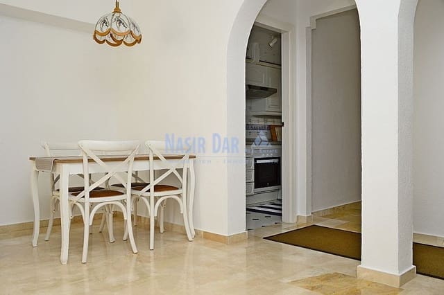 2 soveværelse Lejlighed til salg i Centro, Nerja med swimmingpool - € 439.000 (Ref: 9434712)