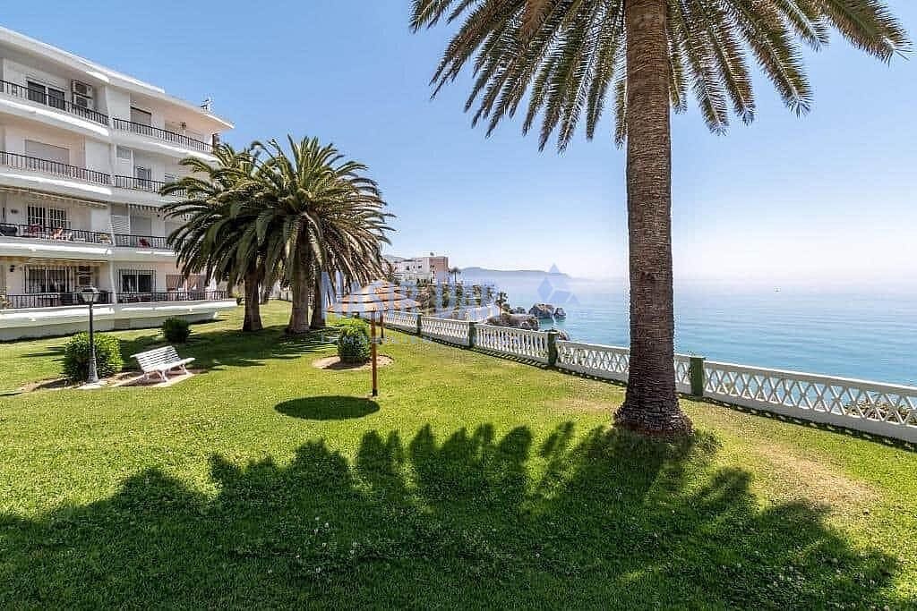 2 chambre Appartement à vendre à Nerja avec piscine garage - 539 000 € (Ref: 9503035)