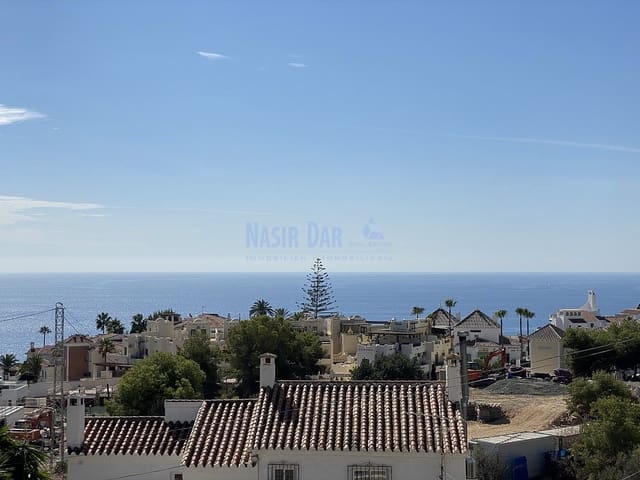 3 soverom Rekkehus til salgs i Centro, Nerja med svømmebasseng - € 399 000 (Ref: 9524813)