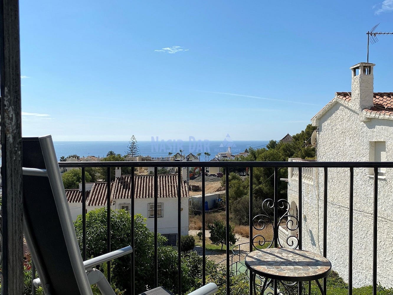 3 soverom Rekkehus til salgs i Nerja med svømmebasseng - € 399 000 (Ref: 9524813)