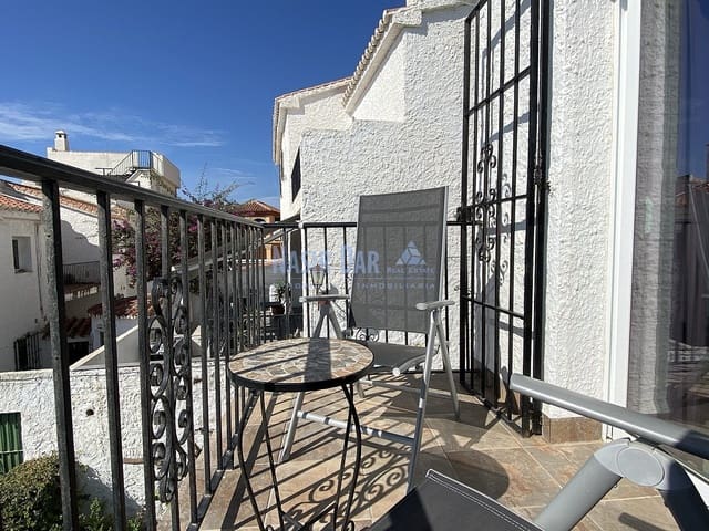 3 soverom Rekkehus til salgs i Centro, Nerja med svømmebasseng - € 399 000 (Ref: 9524813)