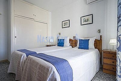 2 sovrum Lägenhet till salu i Nerja med pool - 330 000 € (Ref: 9654135)