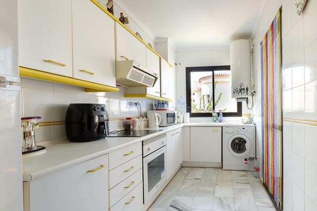 2 sypialnia Apartament na sprzedaż w Centro, Nerja z basenem - 499 000 € (Ref: 9664288)