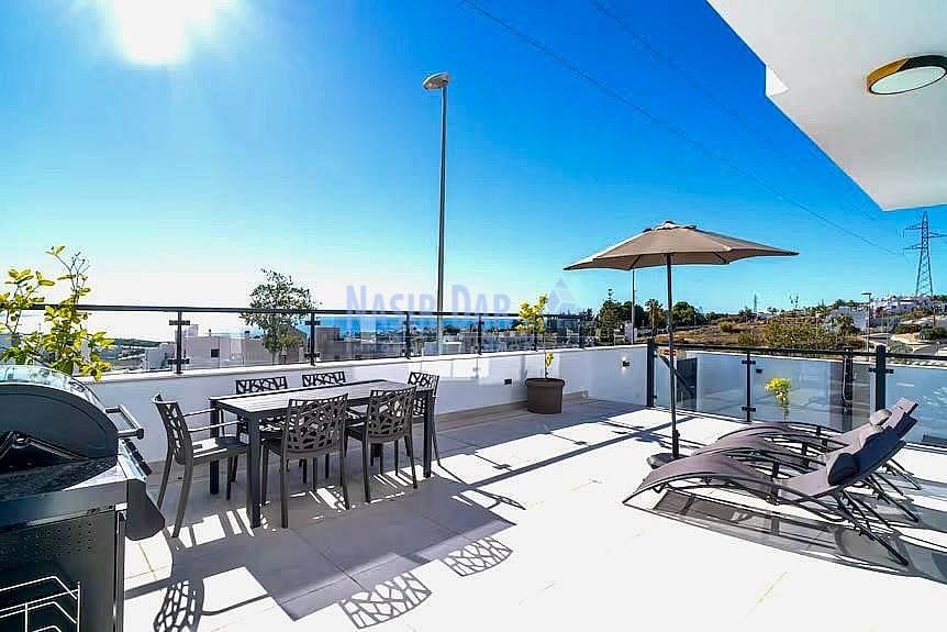 Chalet de 3 habitaciones en Nerja en venta con piscina - 829.000 € (Ref: 9665145)