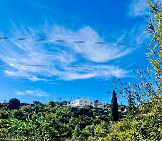 Chalet de 6 habitaciones en Centro, Nerja en venta con piscina garaje - 1.099.000 € (Ref: 9665146)