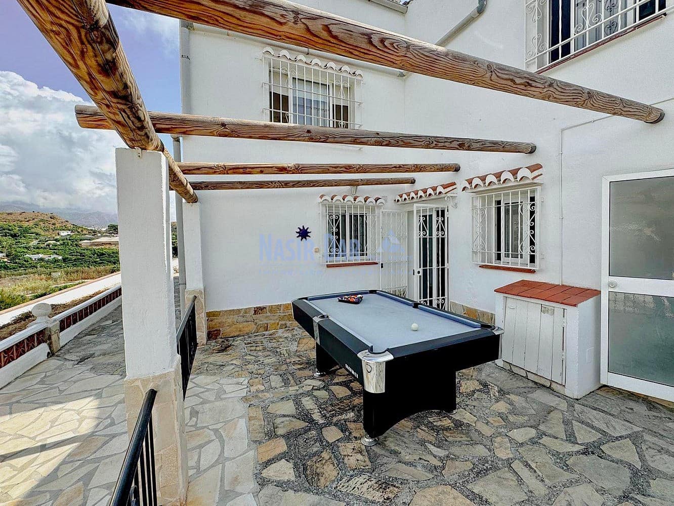 6 quarto Moradia para venda em Nerja com piscina garagem - 1 099 000 € (Ref: 9665146)