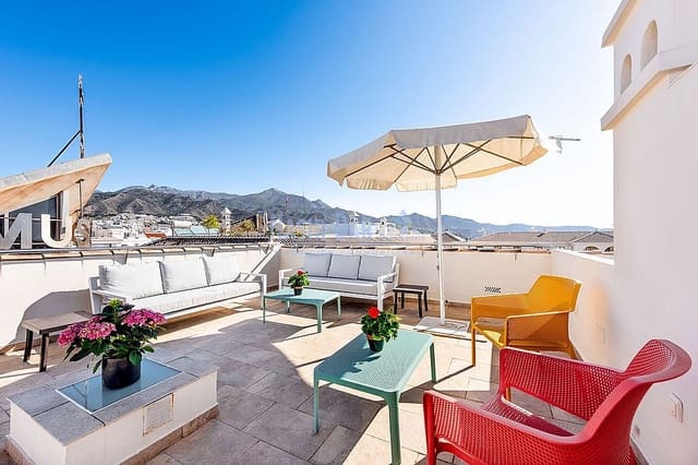 2 soveværelse Penthouse til salg i Centro, Nerja - € 750.000 (Ref: 9730624)