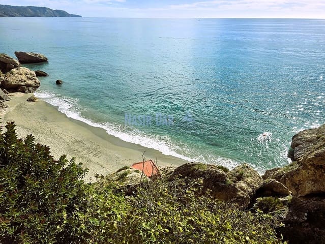 2 bedroom Apartment for sale in Centro, Nerja with garage - € 570,000 (Ref: 9731226)