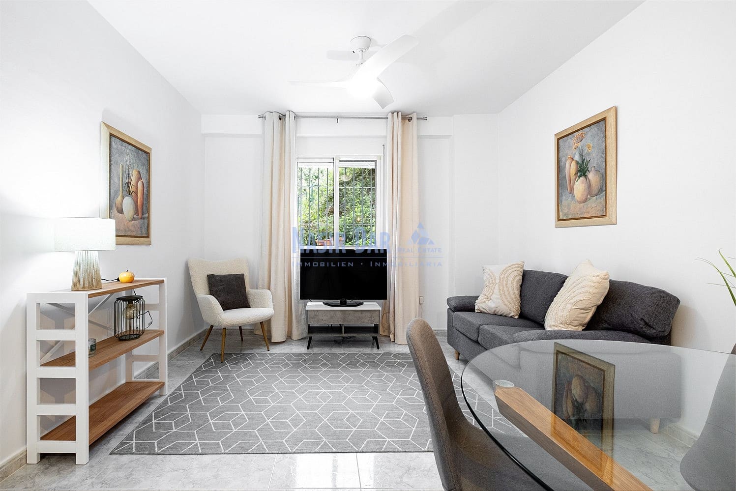 2 soverom Leilighet til salgs i Nerja med svømmebasseng garasje - € 279 000 (Ref: 9748389)