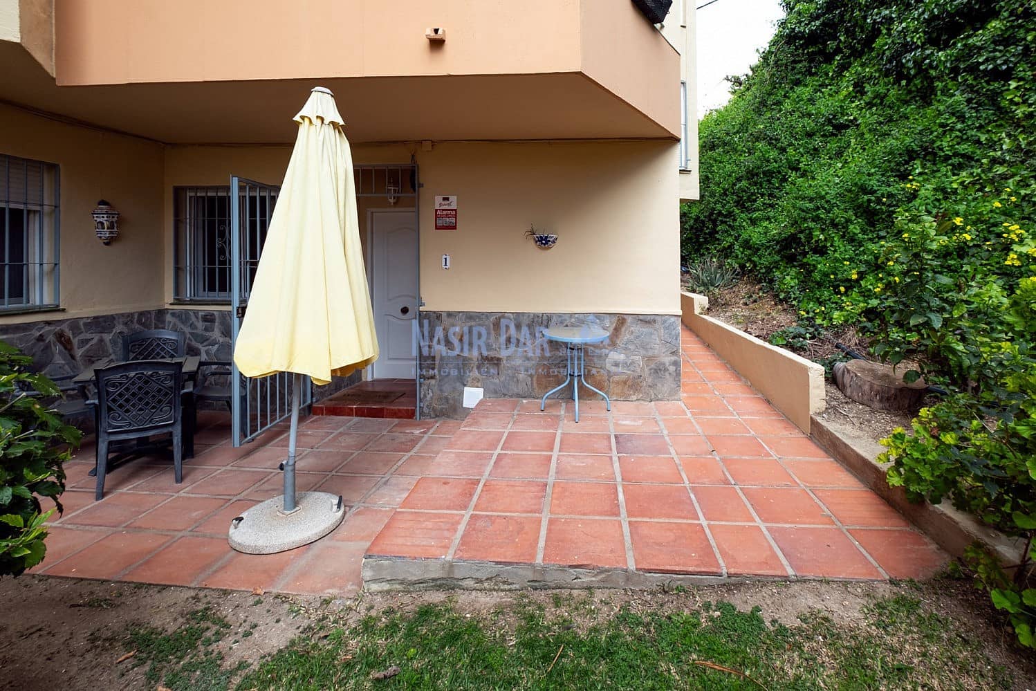 2 soverom Leilighet til salgs i Nerja med svømmebasseng garasje - € 279 000 (Ref: 9748389)