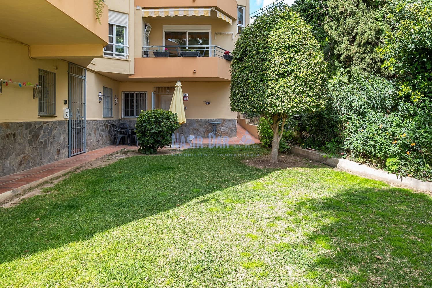 2 soverom Leilighet til salgs i Nerja med svømmebasseng garasje - € 279 000 (Ref: 9748389)