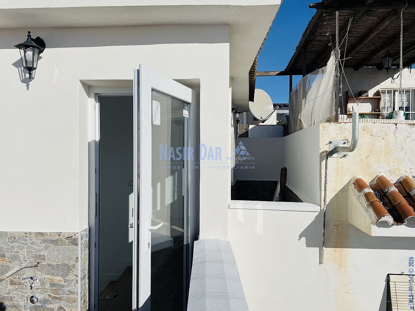 3 makuuhuone Omakotitalo myytävänä paikassa Torrox - 239 000 € (Ref: 9750991)