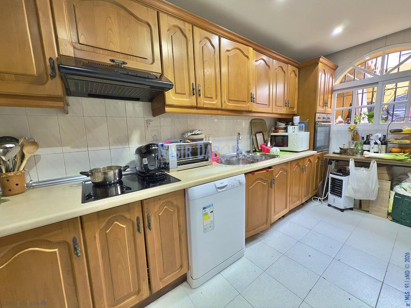 7 chambre Villa/Maison Semi-Mitoyenne à vendre à Torre del Mar avec piscine garage - 699 000 € (Ref: 9750992)