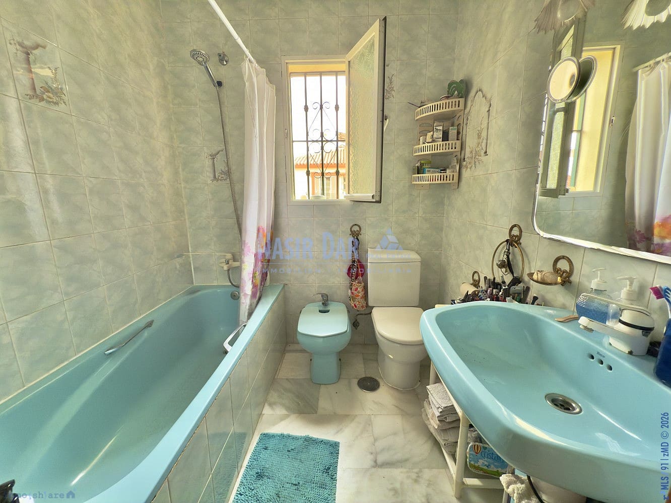 7 chambre Villa/Maison Semi-Mitoyenne à vendre à Torre del Mar avec piscine garage - 699 000 € (Ref: 9750992)