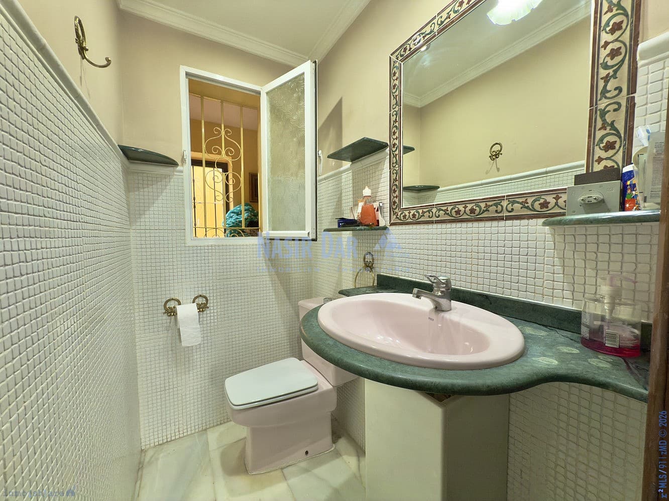 7 chambre Villa/Maison Semi-Mitoyenne à vendre à Torre del Mar avec piscine garage - 699 000 € (Ref: 9750992)