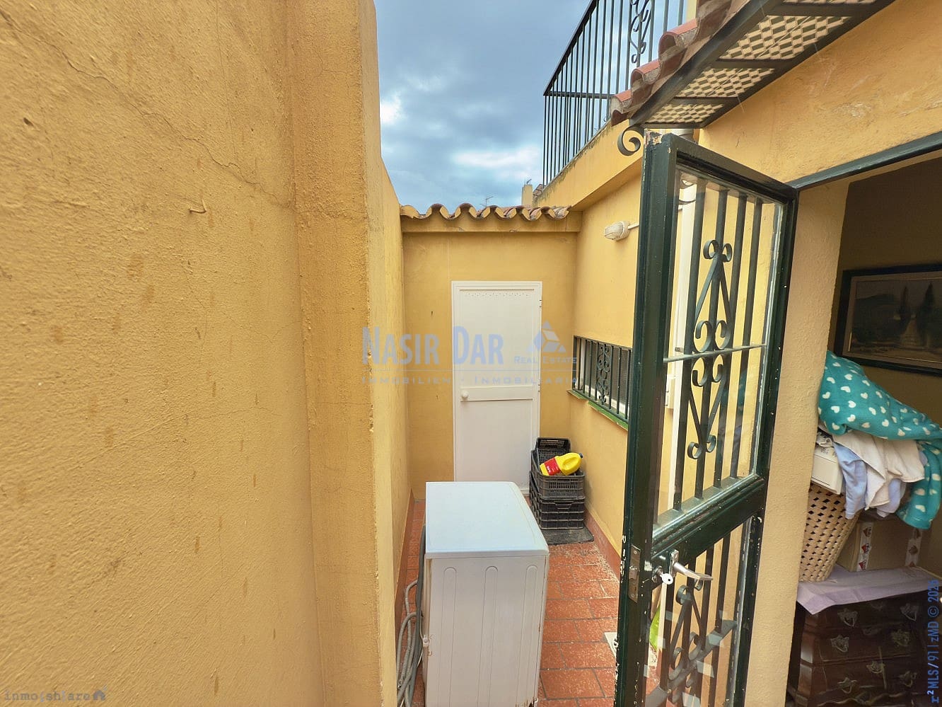 7 chambre Villa/Maison Semi-Mitoyenne à vendre à Torre del Mar avec piscine garage - 699 000 € (Ref: 9750992)