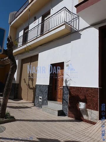 4 soverom Hus til salgs i Algarrobo - € 250 000 (Ref: 9750994)