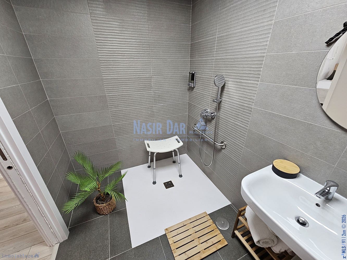 2 soveværelse Lejlighed til salg i Almayate med swimmingpool garage - € 379.900 (Ref: 9750995)