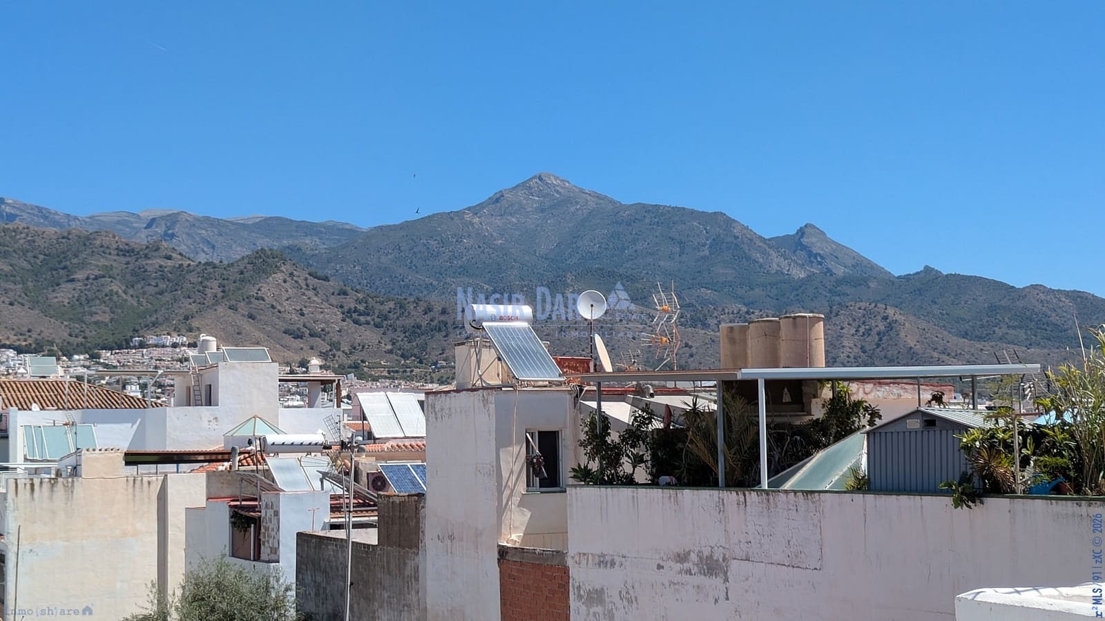 2 bedroom Apartment for sale in Nerja - € 400,000 (Ref: 9750996)