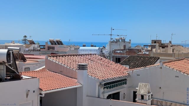 Apartamento de 2 habitaciones en Centro, Nerja en venta - 400.000 € (Ref: 9750996)