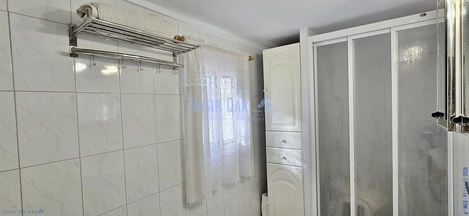 4 makuuhuone Omakotitalo myytävänä paikassa Torrox mukana 
autotalli - 262 000 € (Ref: 9750999)