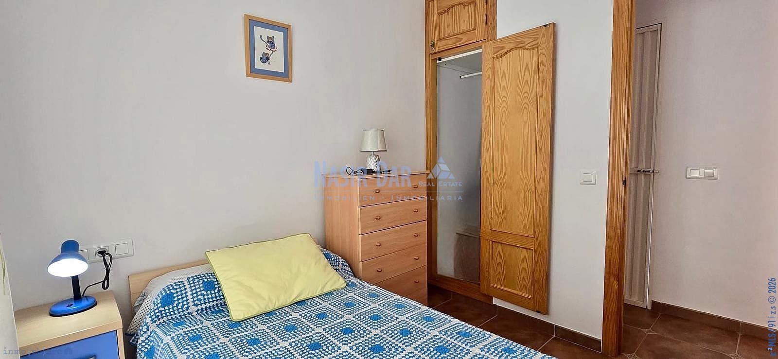 4 makuuhuone Omakotitalo myytävänä paikassa Torrox mukana 
autotalli - 262 000 € (Ref: 9750999)