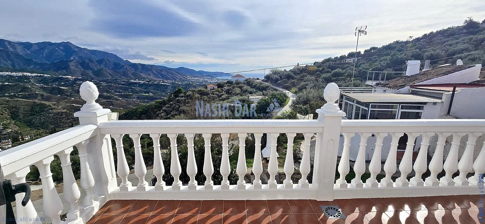 4 makuuhuone Omakotitalo myytävänä paikassa Torrox mukana 
autotalli - 262 000 € (Ref: 9750999)