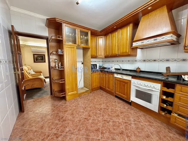 3 bedroom Townhouse for sale in Canillas de Aceituno - € 190,000 (Ref: 9751011)