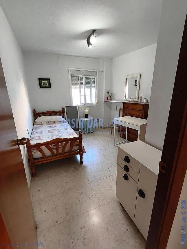 4 soveværelse Lejlighed til salg i Malaga by - € 415.000 (Ref: 9751013)
