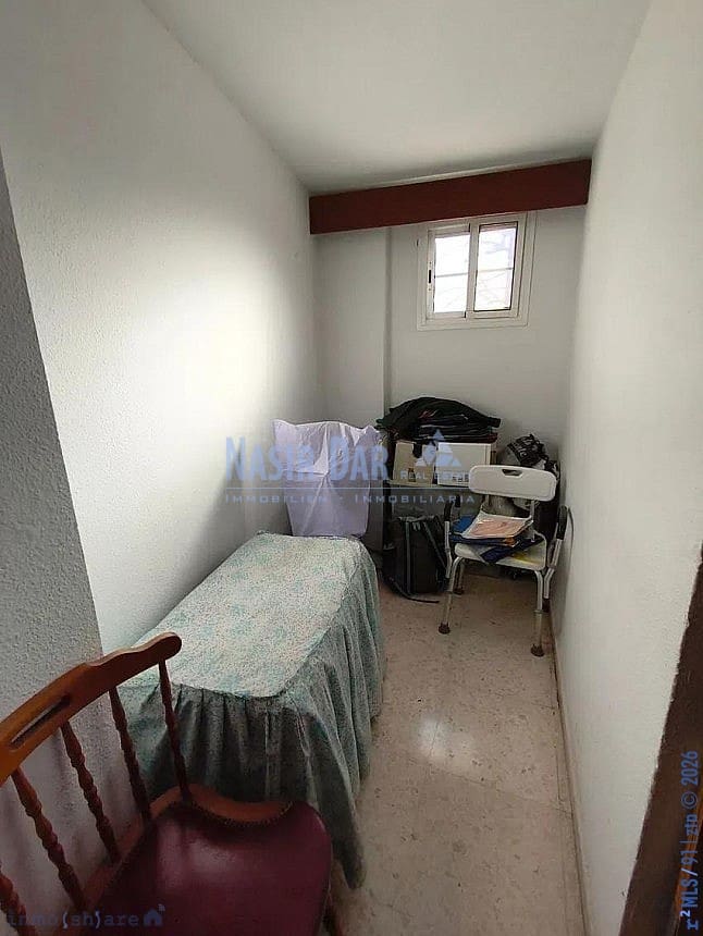 4 soveværelse Lejlighed til salg i Malaga by - € 415.000 (Ref: 9751013)