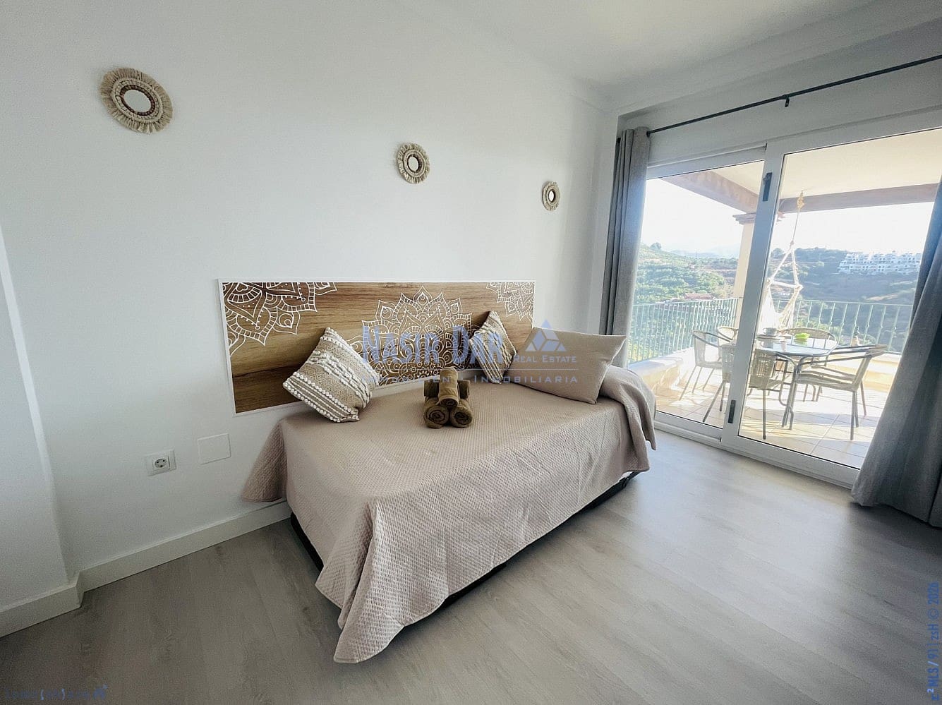 3 soveværelse Lejlighed til salg i Nerja med swimmingpool - € 399.000 (Ref: 9751017)